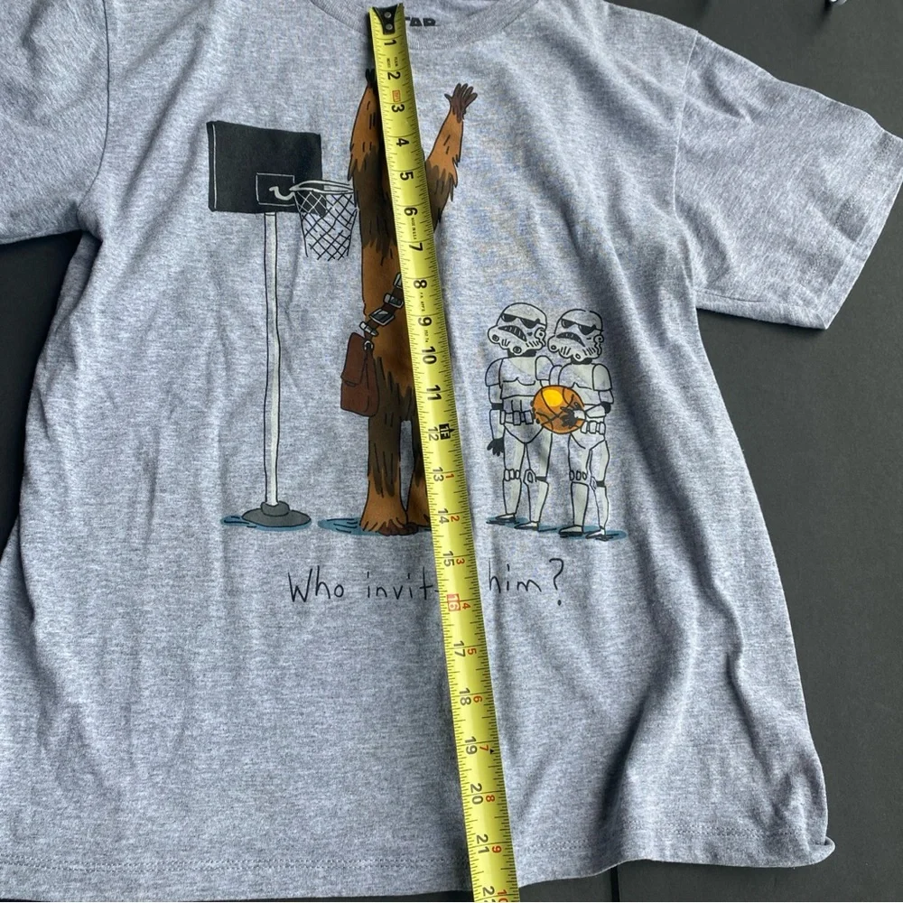 Star Wars Gray T-Shirt with Chewbacca and Stormtroopers - Picture 4 of 4